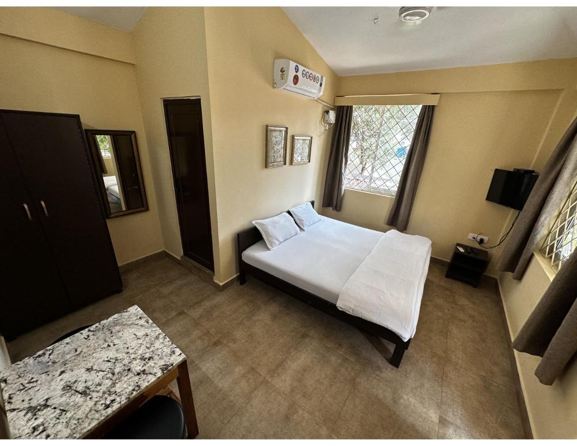 Hotel White Season Calangute Exterior photo